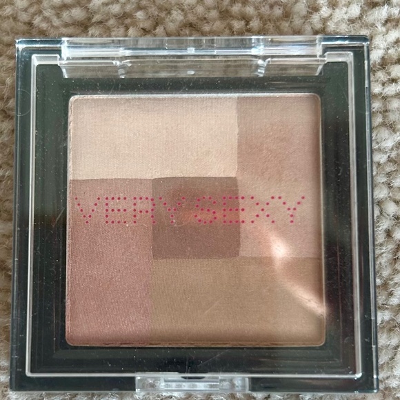 NWT Victoria’s Secret Very Sexy Bronzer, Blush & Lipstick Bundle - Picture 8 of 9